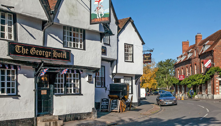 Great British Telly: A Tour of England for Fans of British TV (2024)